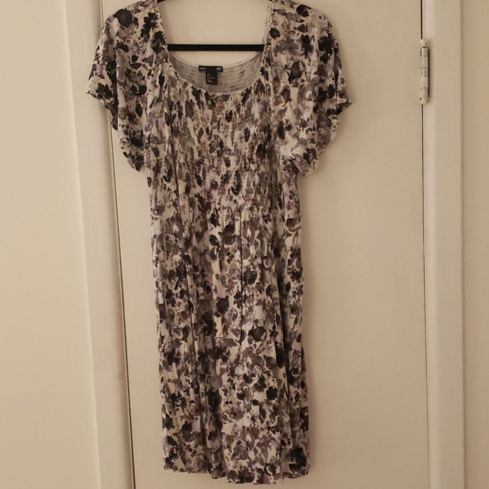 H&M maternity shirt/tunic white, gray, brown,black